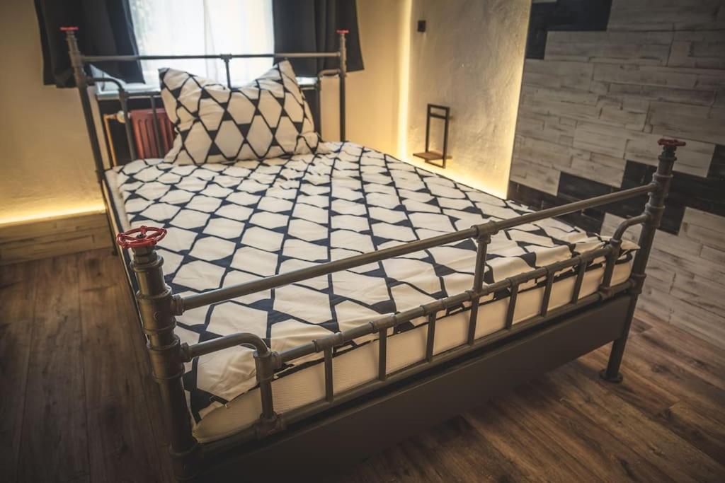 Einzigartige Ferienwohnung Bunt Wie Berlin Dış mekan fotoğraf